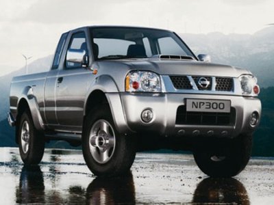 NISSAN NP300 Pick-up